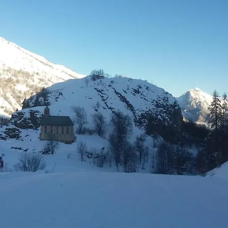 Aiguille Noire فندق 2*