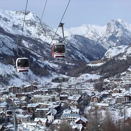 Aiguille Noire 2* 瓦卢瓦尔