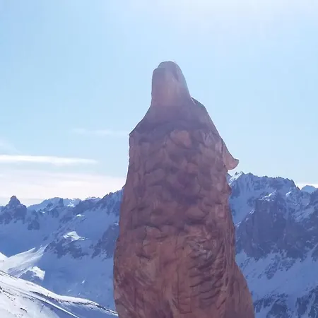 Aiguille Noire Hotel 2*