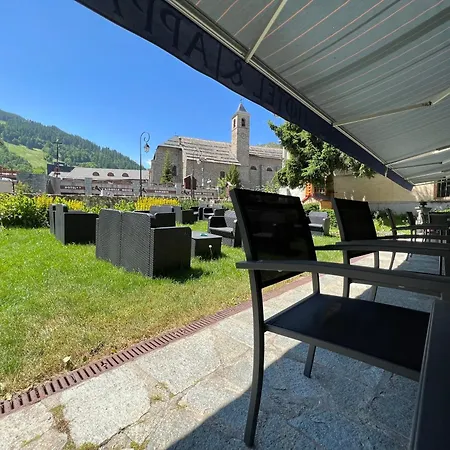 Aiguille Noire Hotel