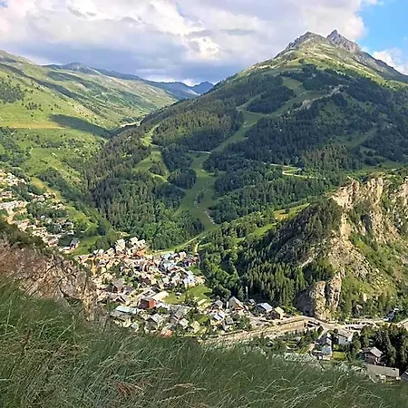 Aiguille Noire Hotel